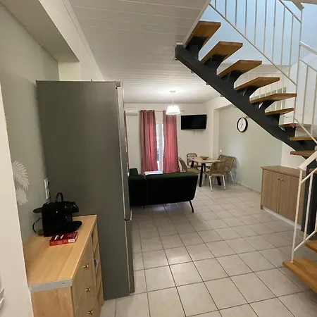 Mythos Apts Rentit-2